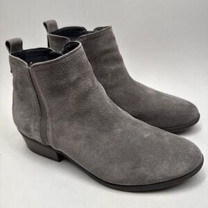 Michael by Michael Shannon Gray Suede Colton Ankle Bootie Sz 7.5